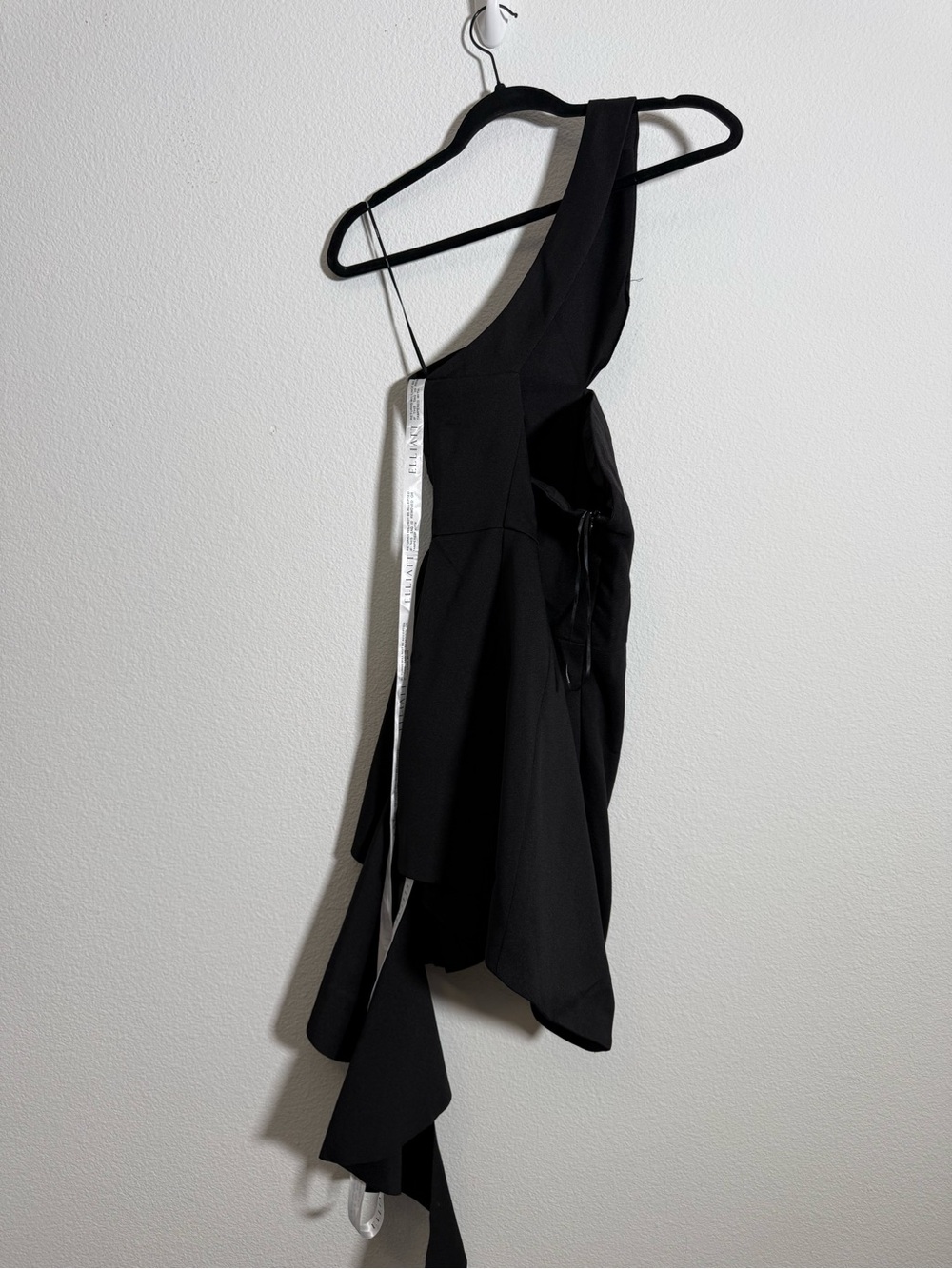 Elliatt Convergence Dress Black One Shoulder Asymmetrical Ruffle Cocktail Dress - Picture 6 of 11